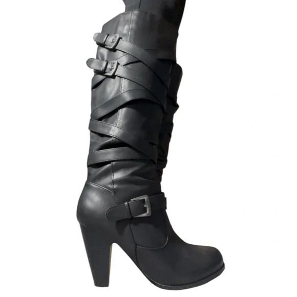 Heeled Boots - Picture 6 of 9